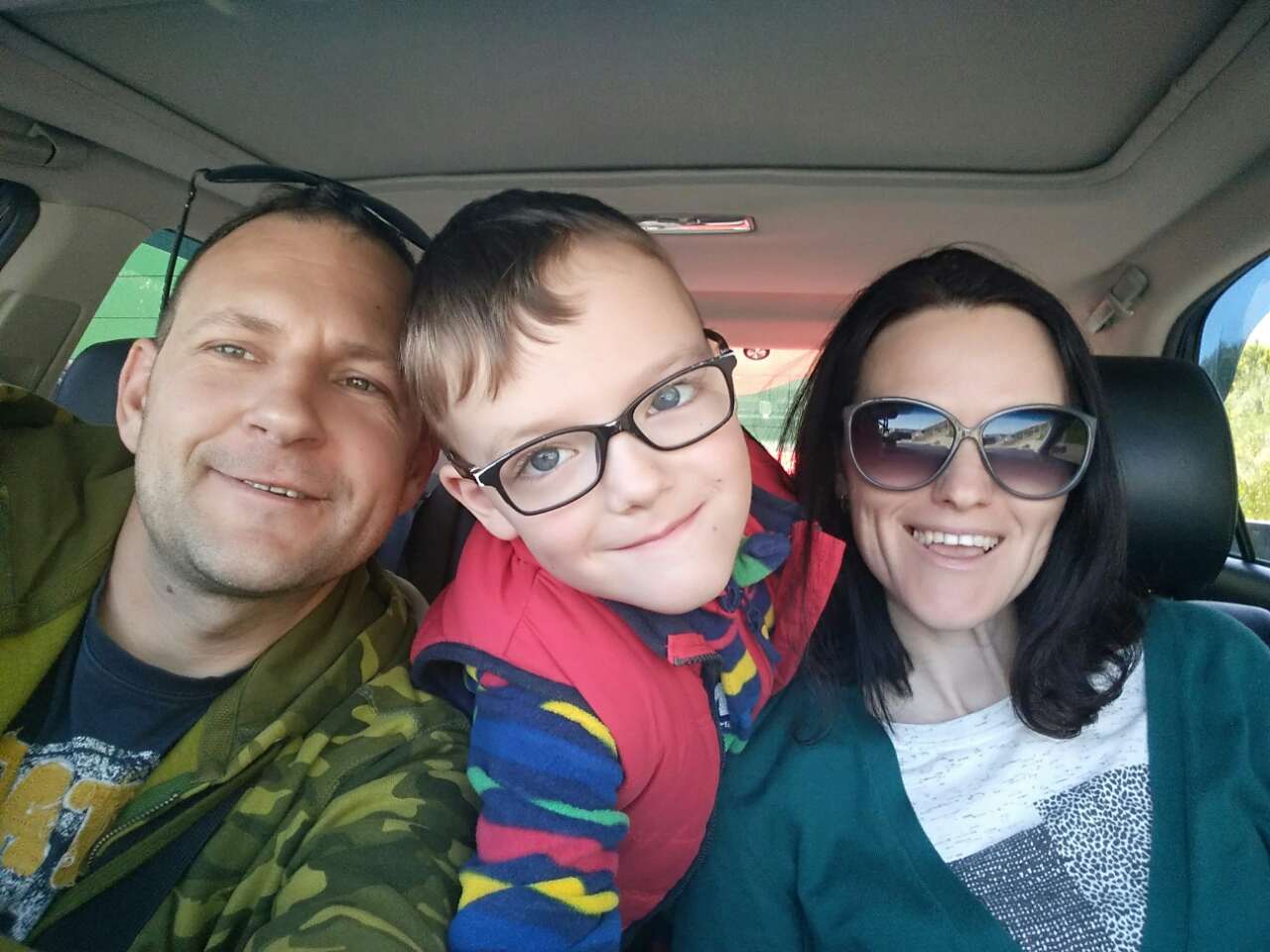 Освобождал Змеиный и шел пешком из Мариуполя. ГУР представило книгу о выдающемся разведчике